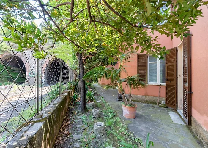 Joivy Sunny Flat Near The Appartamento *