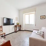 Joivy Sunny Flat Near The Διαμέρισμα *